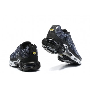 Nike Air Max Plus Tn Requin/Tuned “Wild Prints” DO6384-001 Noir/Blanc-Foncé/Gris fumé Pour Homme