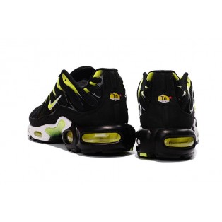 2016 Nike Air Max Plus Chaussure,Basket Nike Air Max Tn/Tuned Requin Pour Homme Et Femme 002