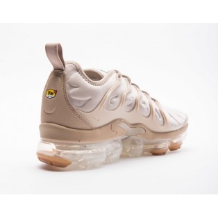 Nike Air Vapormax TN Plus 2018 AT5681-200 chaussures de sport  pour Homme Pas Cher