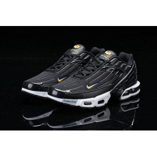 Baskets des Nike Air Max Plus Tuned/TN3 2019 Noir Blanc Pour Homme et Femme Livraison Gratuit
