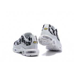 Chaussure Nike Air Max Plus TN SE Nike Logo Blanc Noir 815994-006 Pour Homme
