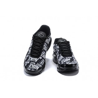 Chaussure Nike Air Max Plus TN SE Nike Logo Noir Blanc 815994-007 Pour Homme