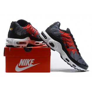 Nike Air Max Plus TN/Tuned Nike Logo Rouge Noir Pour Homme Femme