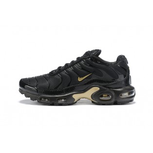 Nike Air Max Plus Tn Requin/Tuned Chaussures Pour Homme Noir Doré Nike Logo 852630-001