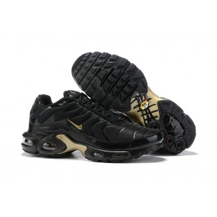 Nike Air Max Plus Tn Requin/Tuned Chaussures Pour Homme Noir Doré Nike Logo 852630-001