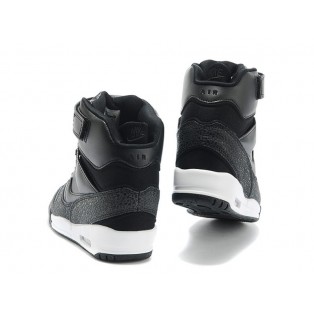 Nike Air Revolution Sky Hi GS Chaussures Montante Nike Nouvelle Pour Femme Noir/Blanc 599410-003