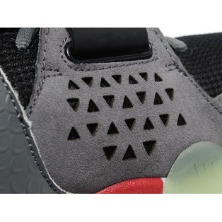 Nike Air Yeezy 2/II NRG (Kanye West) Chaussures Nike Nouvelle Pour Homme Noir/Dark Gris/Rouge 508214-104